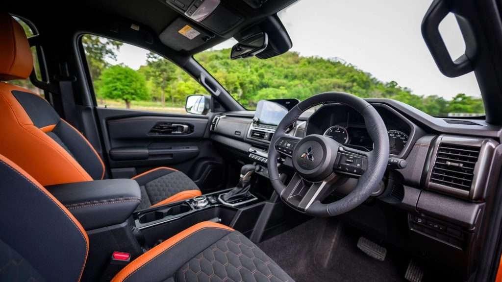 New Triton/L200 Interior